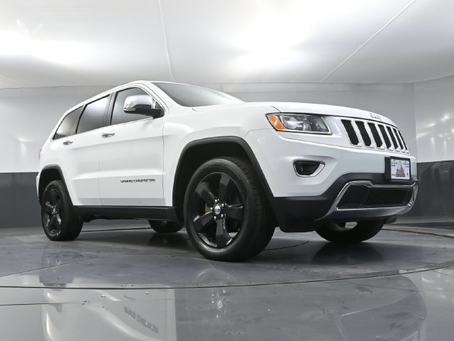 Used 2015 Jeep Grand Cherokee Limited w/ Trailer Tow Group IV AWD/4WD image 45