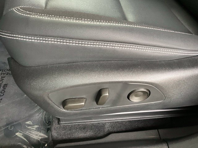 Used 2024 Chevrolet Blazer EV LT AWD/4WD image 18