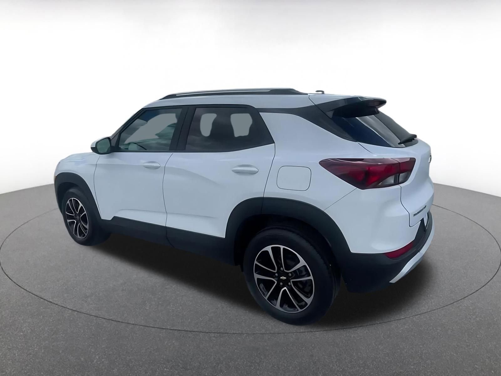 Used 2025 Chevrolet TrailBlazer LT image 10