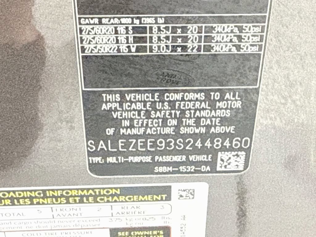 Used 2025 Land Rover Defender 110 AWD/4WD image 34