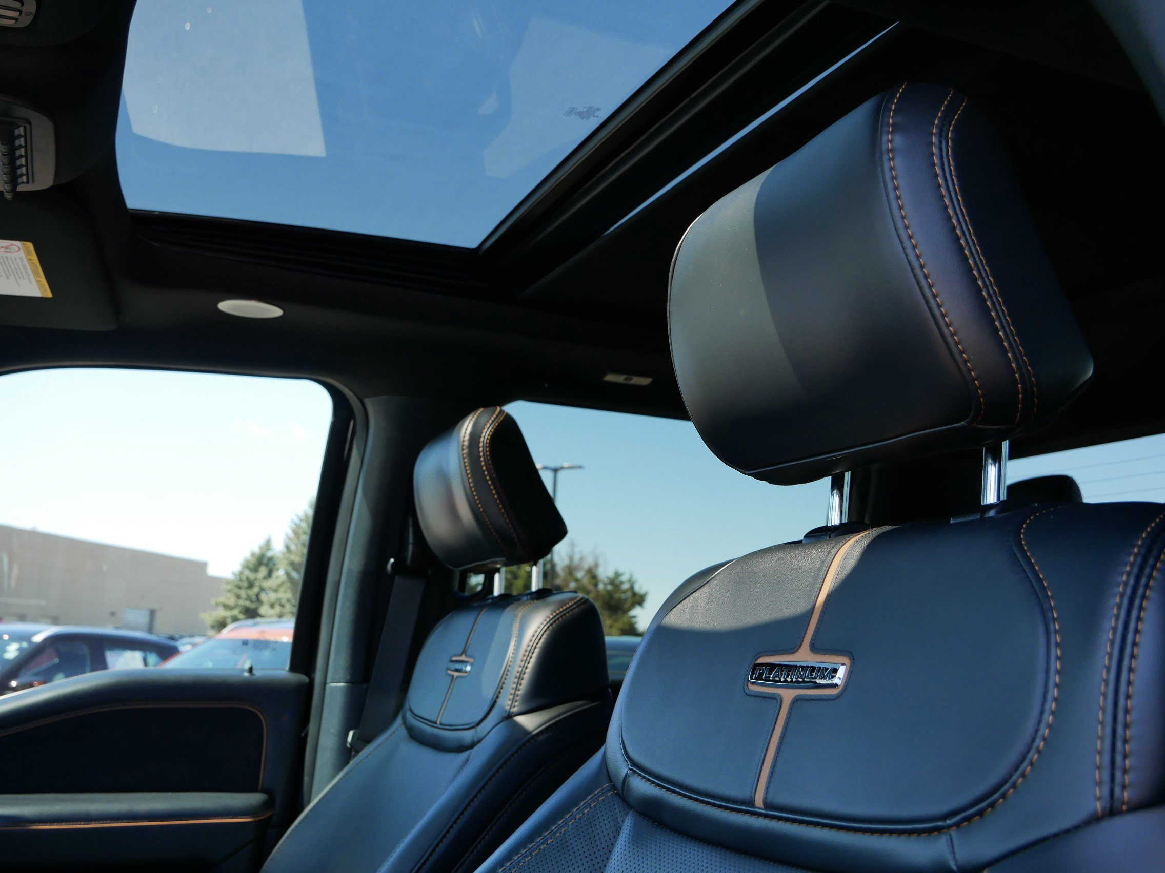 Used 2024 Ford F350 Platinum w/ FX4 Off-Road Package image 22