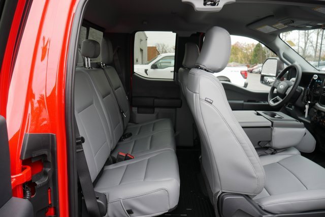 New 2026 Ford F350 XL w/ XL Chrome Package image 23