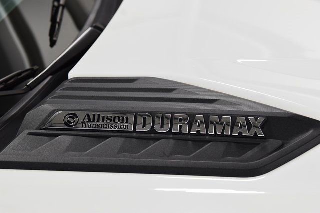 Used 2024 Chevrolet Silverado 3500 LT image 8