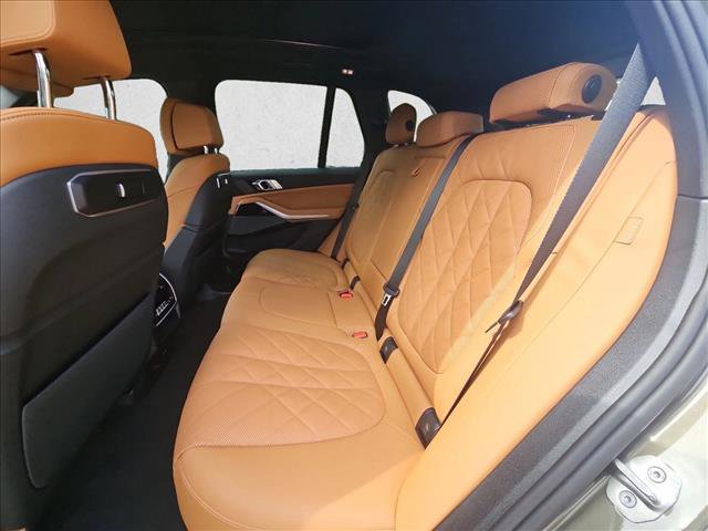 Used 2026 BMW X5 xDrive40i w/ M Sport Package image 18