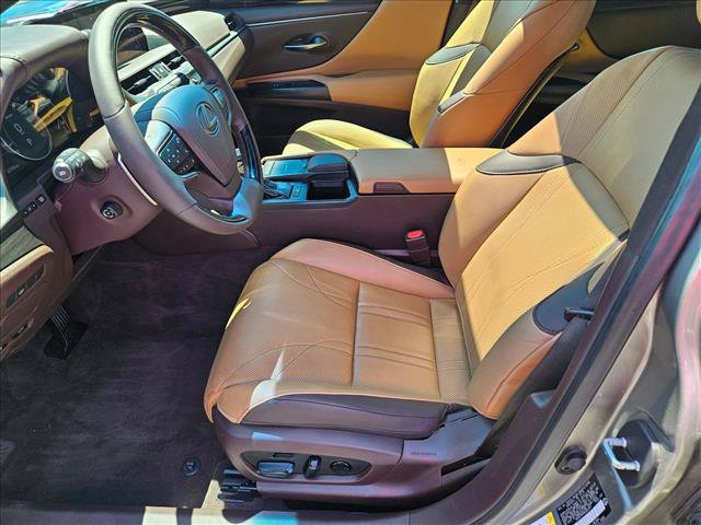 Used 2019 Lexus ES 350 w/ Accessory Package 2 FWD image 16