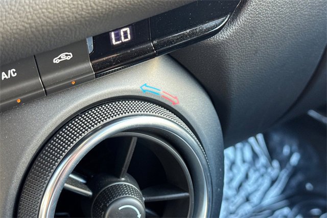 Used 2022 Chevrolet Blazer LT image 30