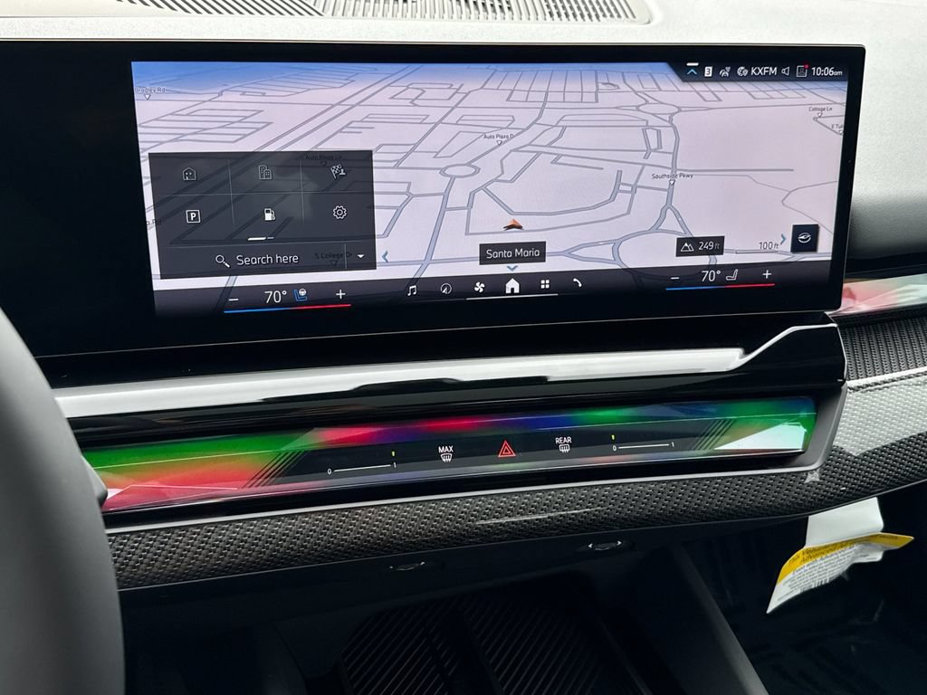 New 2027 BMW 550e xDrive w/ Premium Package AWD/4WD image 18