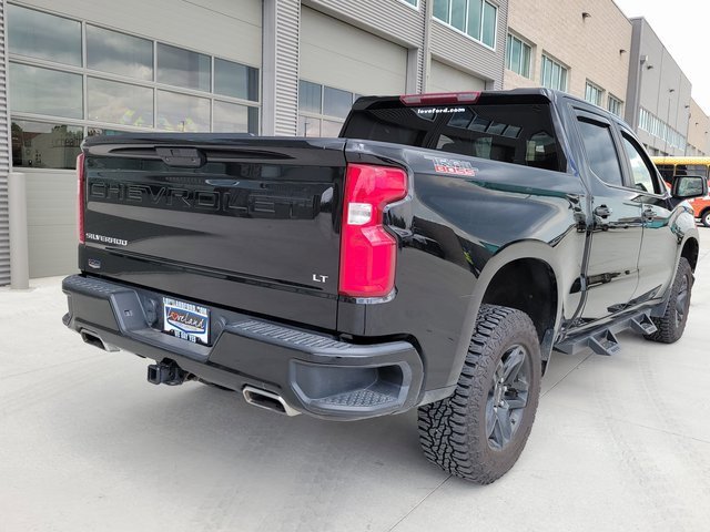 Used 2021 Chevrolet Silverado 1500 LT Trail Boss w/ Bed Protection Package image 3