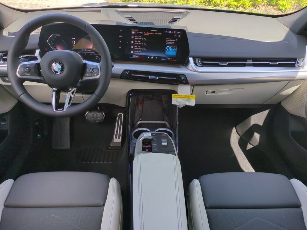 New 2026 BMW X2 xDrive28i w/ Technology Package AWD/4WD image 15