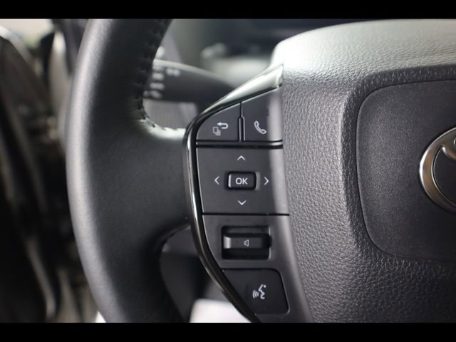 Used 2023 Toyota bZ4X XLE w/ Weather Package image 18