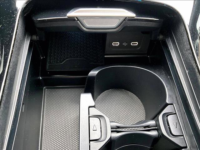 Used 2025 Mercedes-Benz C 300 Sedan image 26