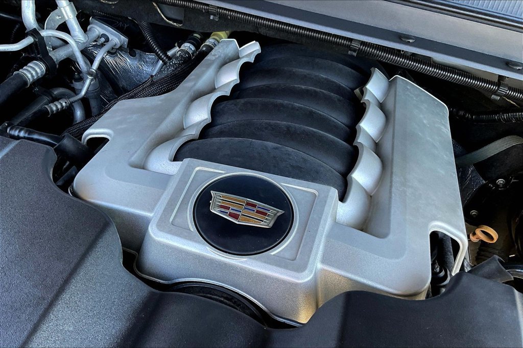 Used 2019 Cadillac Escalade ESV Premium Luxury RWD image 32