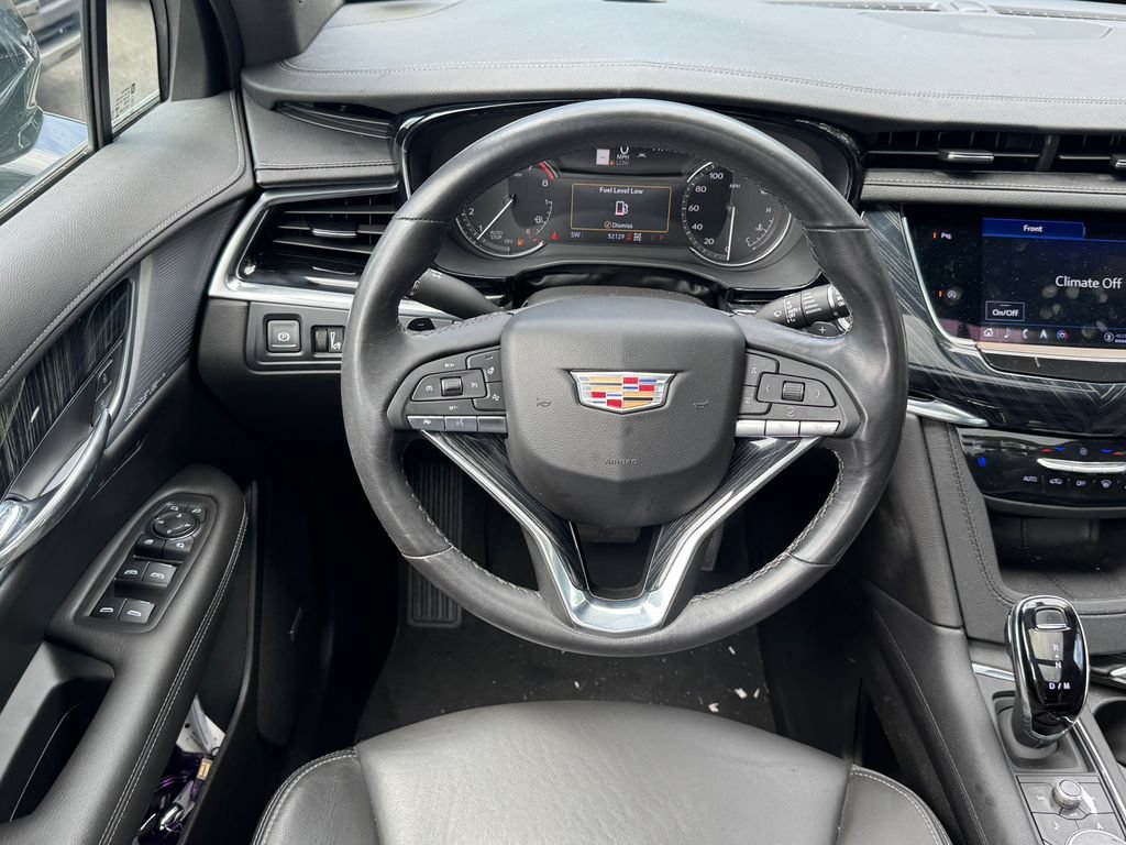 Used 2023 Cadillac XT6 Premium Luxury AWD/4WD image 14