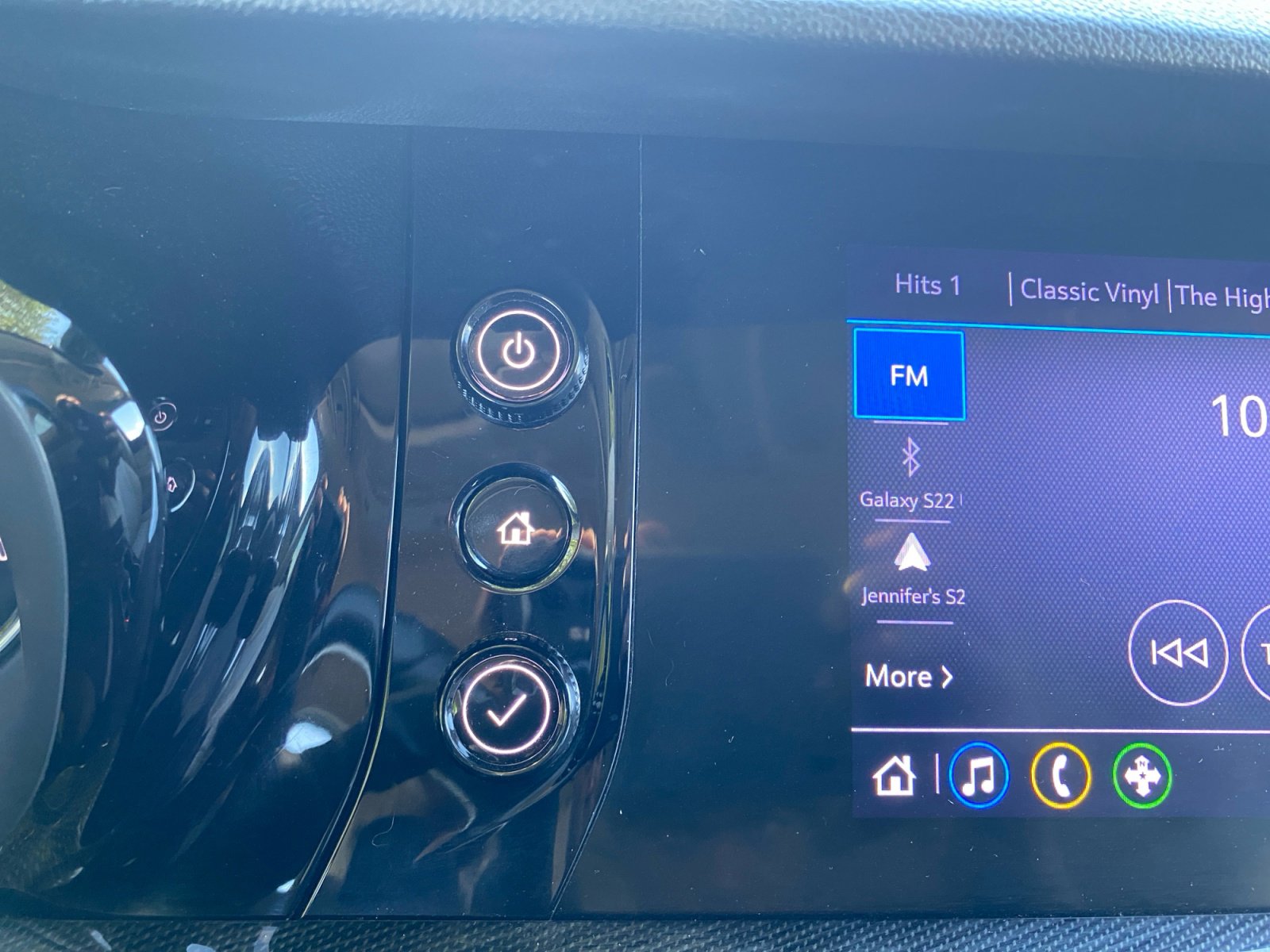 Used 2023 Buick Envision Preferred image 17