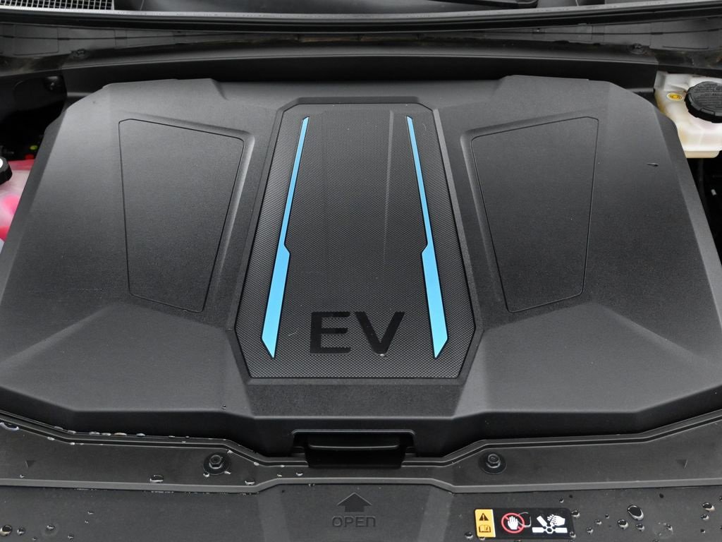 Used 2024 Hyundai Ioniq 5 Limited image 43