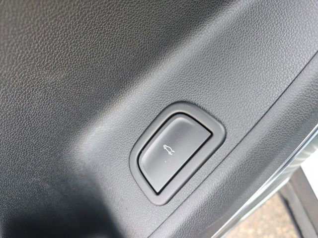 Certified 2025 GMC Acadia Elevation image 38