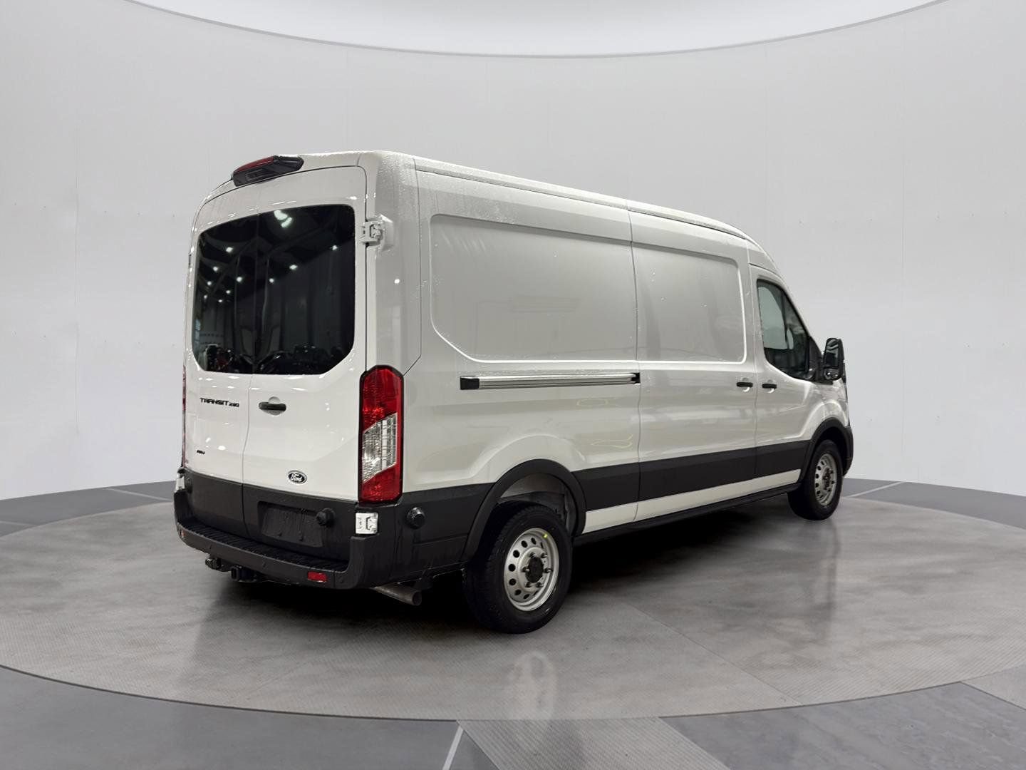 New 2026 Ford Transit 250 148 Medium Roof Extended AWD image 5
