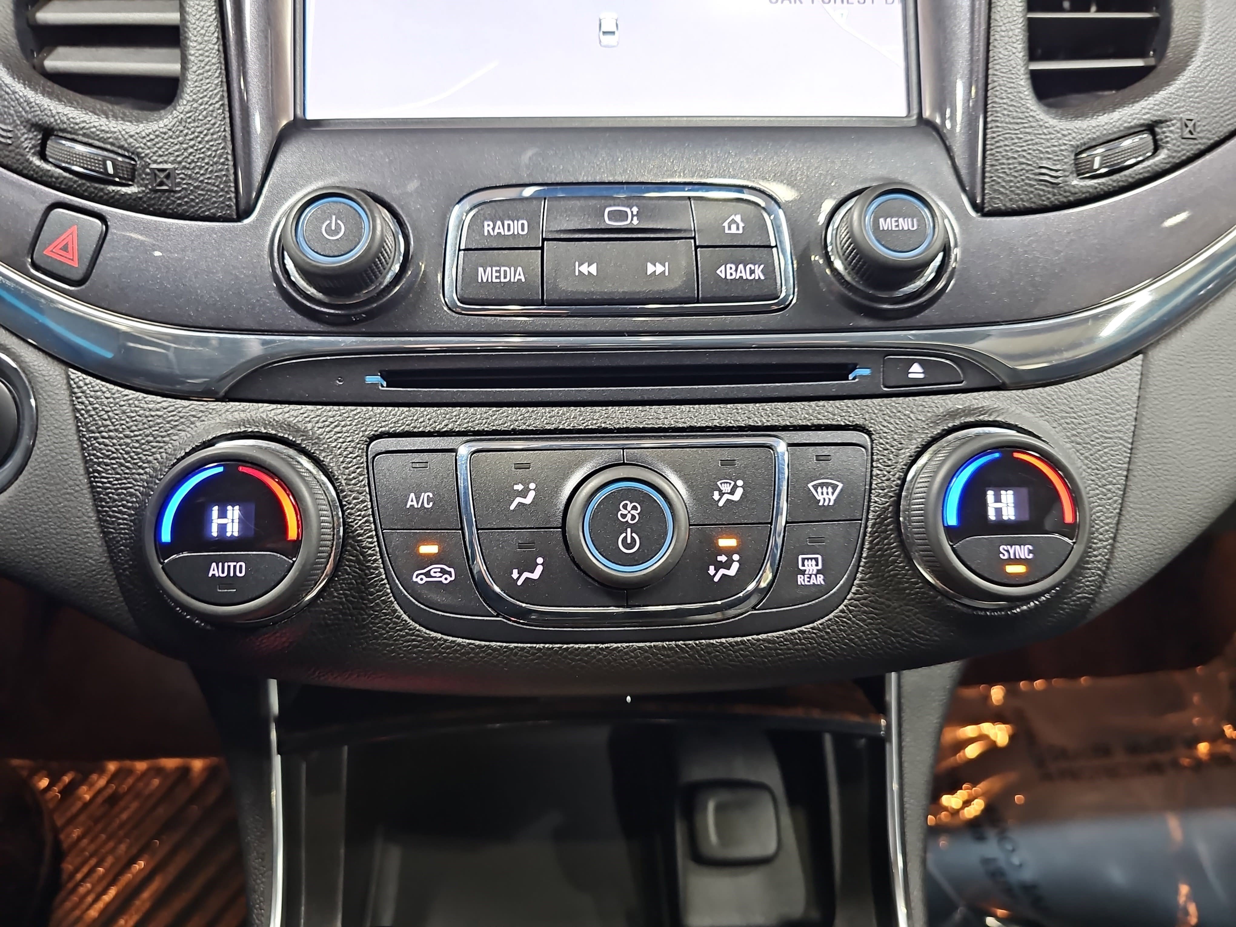 Used 2015 Chevrolet Impala LTZ image 21