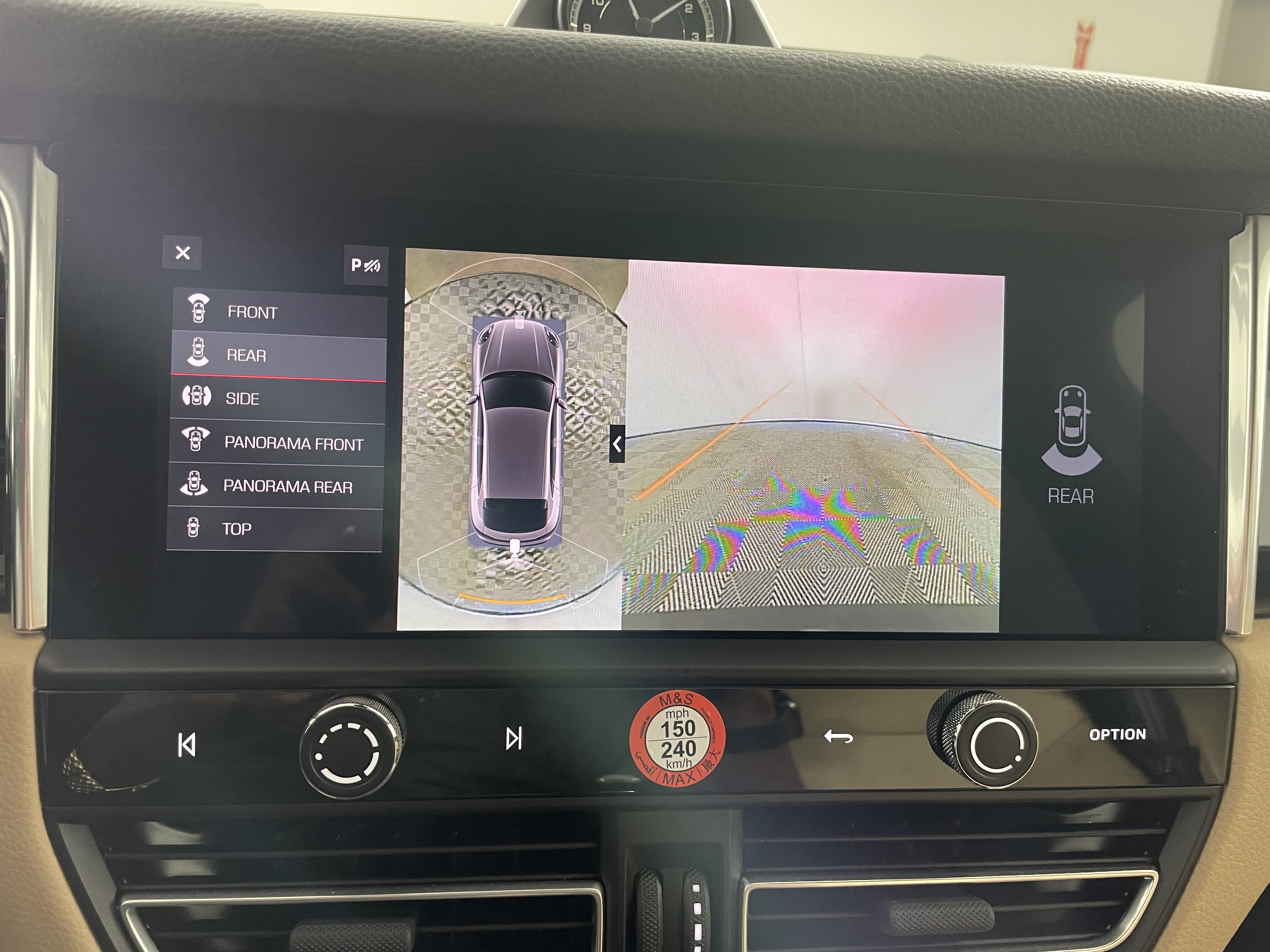 Used 2025 Porsche Macan image 24