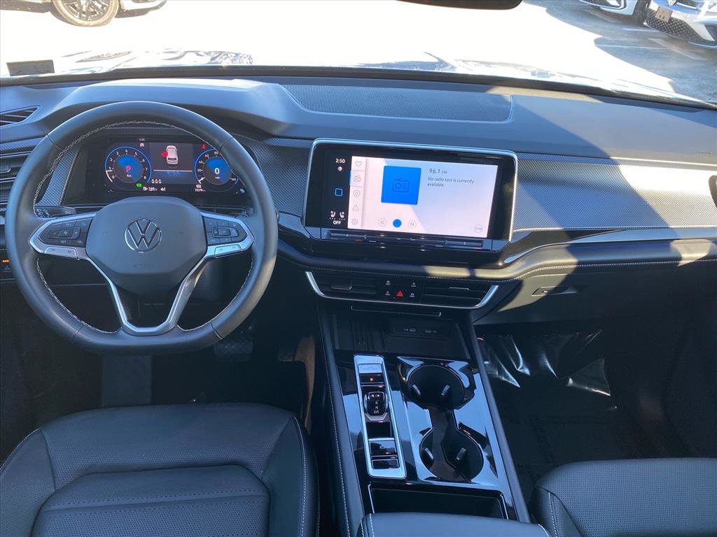 Certified 2025 Volkswagen Atlas Cross Sport SEL image 11