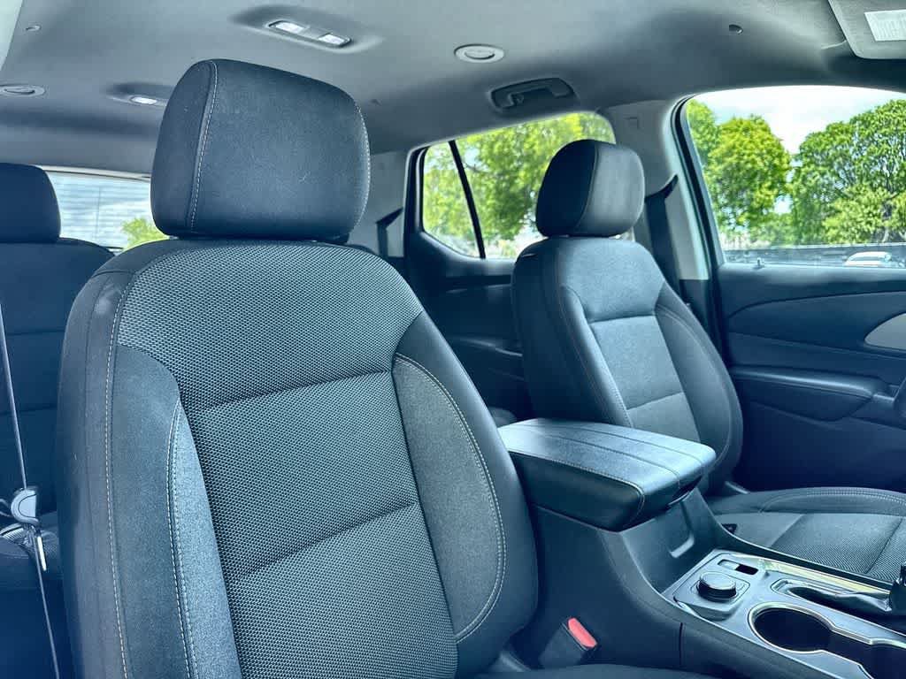 Used 2021 Chevrolet Traverse LT FWD image 27