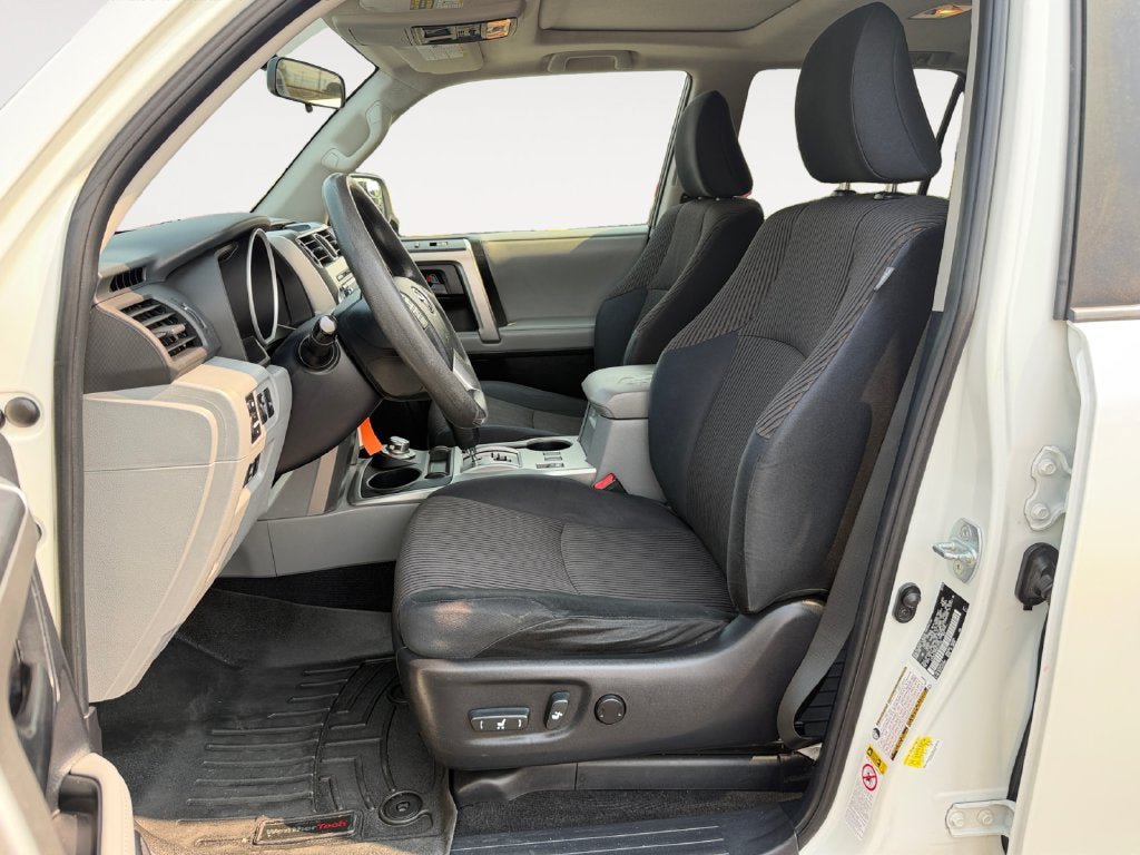 Used 2013 Toyota 4Runner SR5 w/ Convenience Pkg AWD/4WD image 7