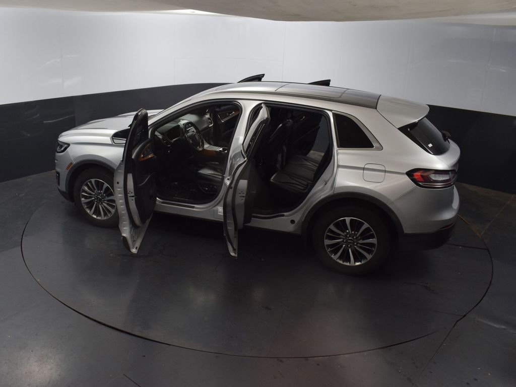 Used 2019 Lincoln Nautilus Select image 58