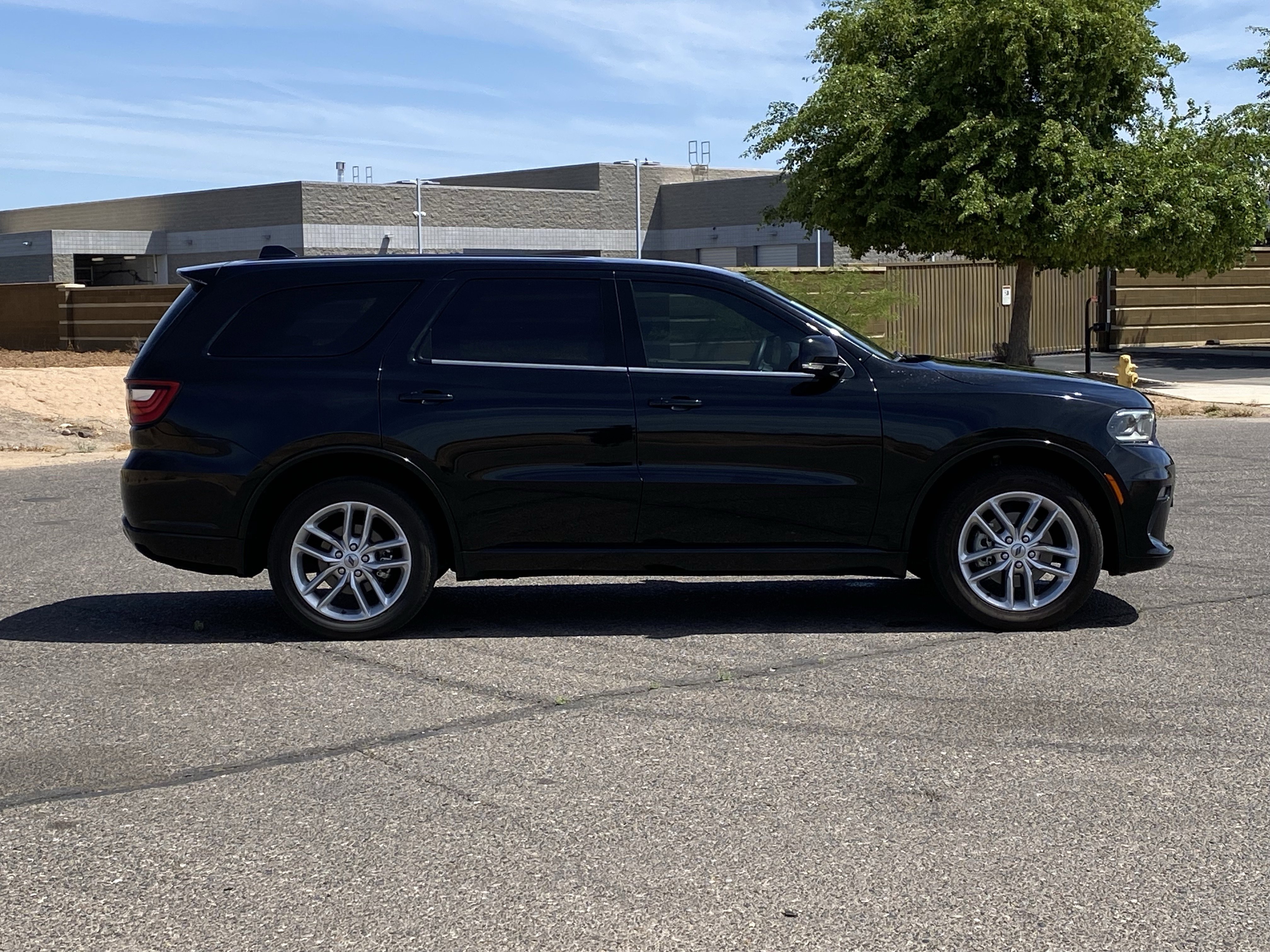 Used 2022 Dodge Durango GT AWD/4WD image 2