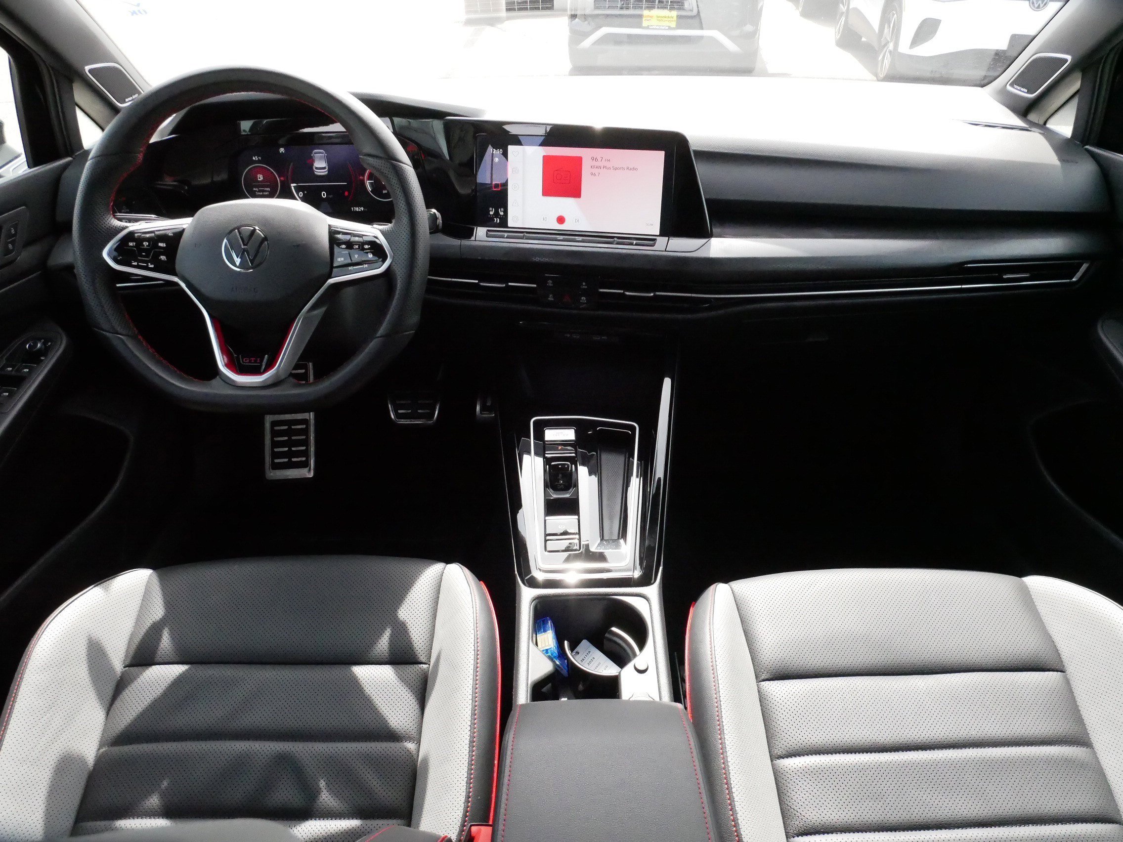 Certified 2024 Volkswagen GTI SE FWD image 10