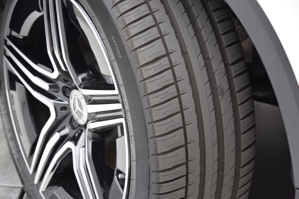 Certified 2026 Mercedes-Benz GLC 300 image 33