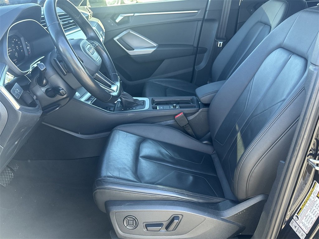 Used 2024 Audi Q3 2.0T Premium image 14