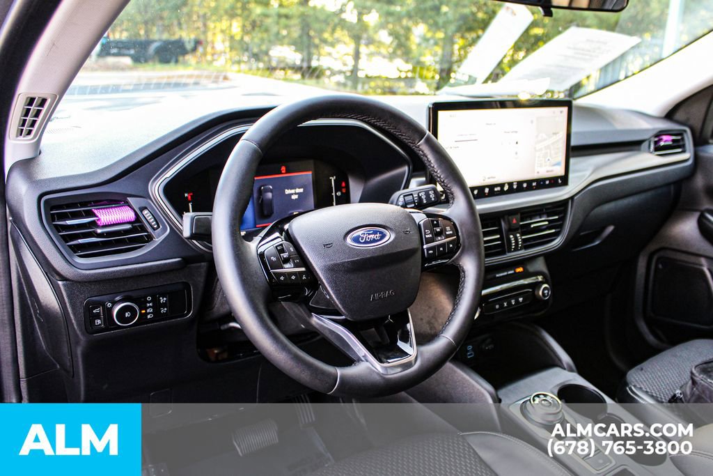 Used 2023 Ford Escape SE image 23
