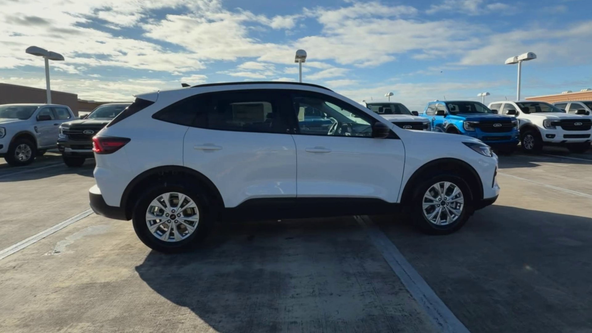 New 2026 Ford Escape Active FWD image 36
