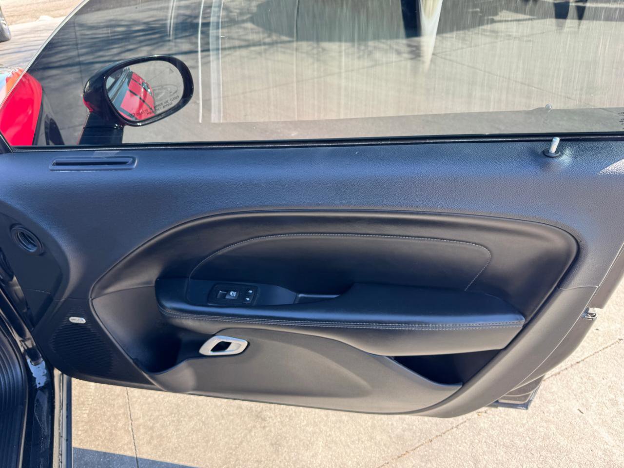 Used 2015 Dodge Challenger SXT Plus w/ Driver Convenience Group RWD image 15