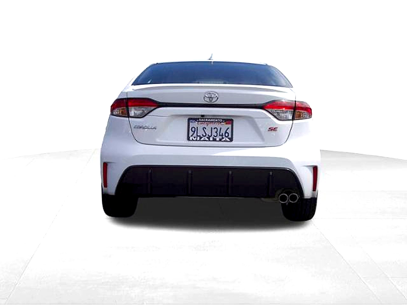 Certified 2025 Toyota Corolla SE FWD image 4