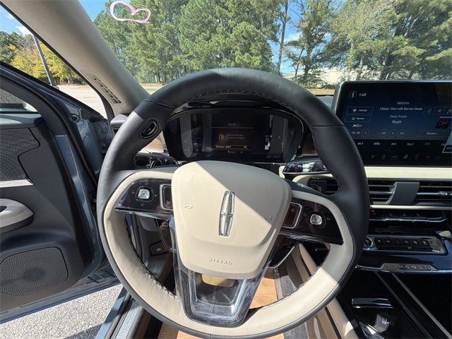 New 2026 Lincoln Corsair Reserve w/ Jet Appearance Package image 14