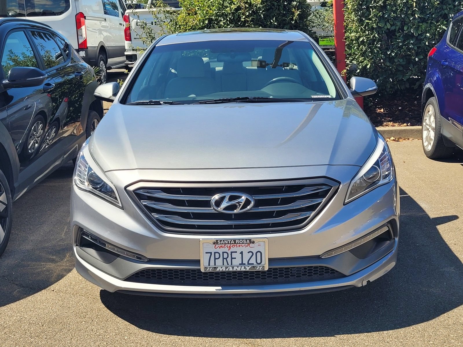 Used 2016 Hyundai Sonata Sport w/ Option Group 1V FWD image 2