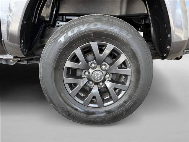 Used 2022 Toyota Tacoma SR5 w/ Technology Package RWD image 22