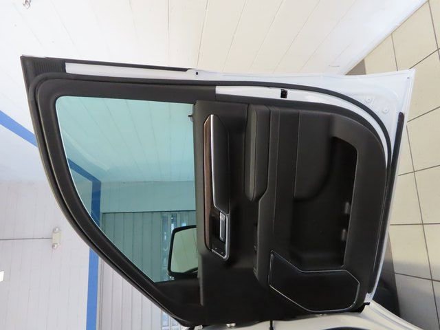 Used 2023 Chevrolet Silverado 1500 LT image 30