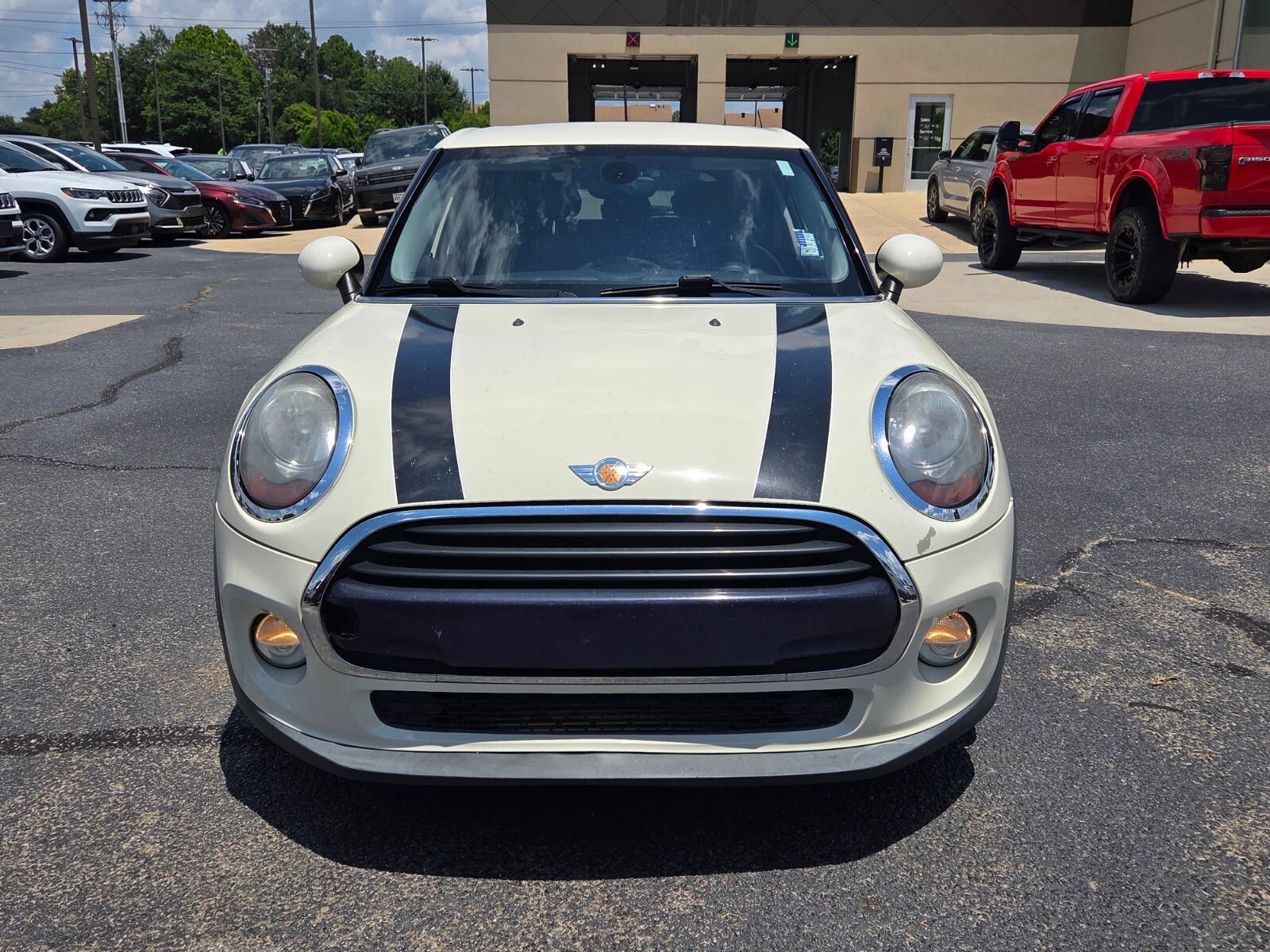 Used 2016 MINI Cooper 4-Door Hardtop FWD image 2