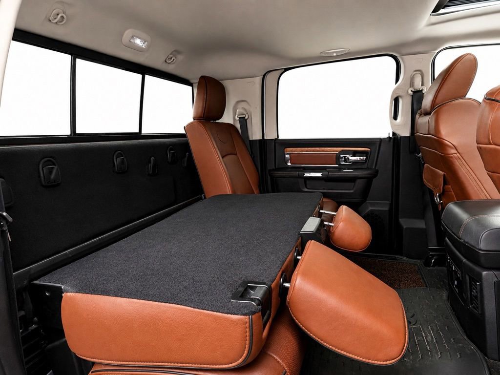 Used 2018 RAM 2500 Longhorn RWD image 23