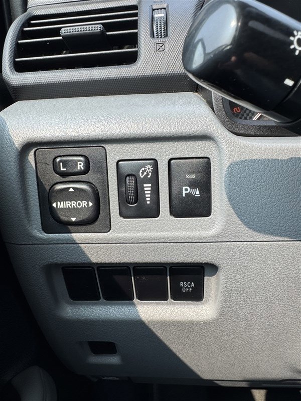 Used 2011 Toyota 4Runner SR5 image 25