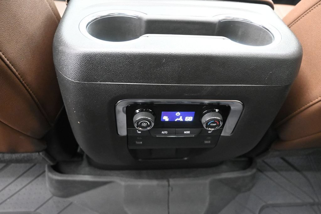 Used 2026 Chevrolet Tahoe High Country w/ Sun And Tow Package RWD image 18