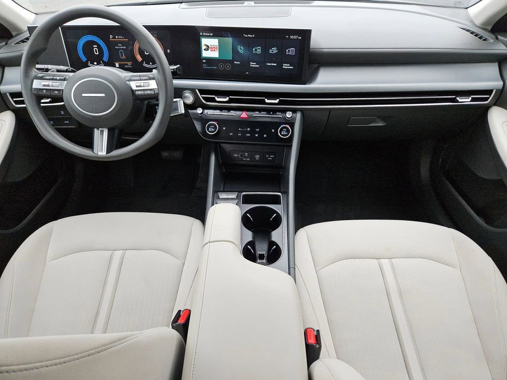 Used 2025 Hyundai Sonata SEL FWD image 19