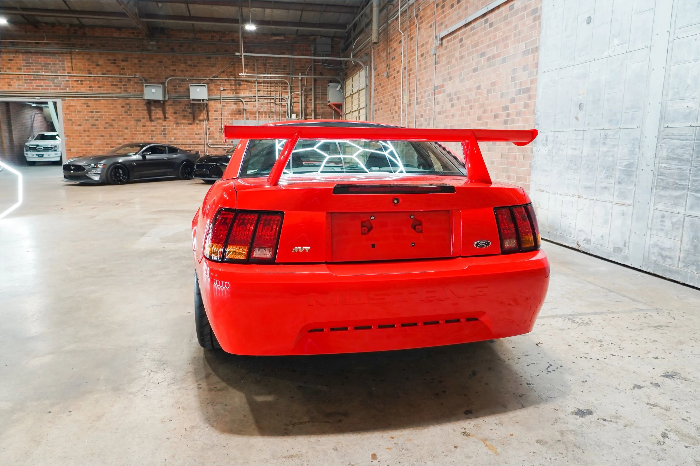 Used 2000 Ford Mustang Cobra RWD image 14