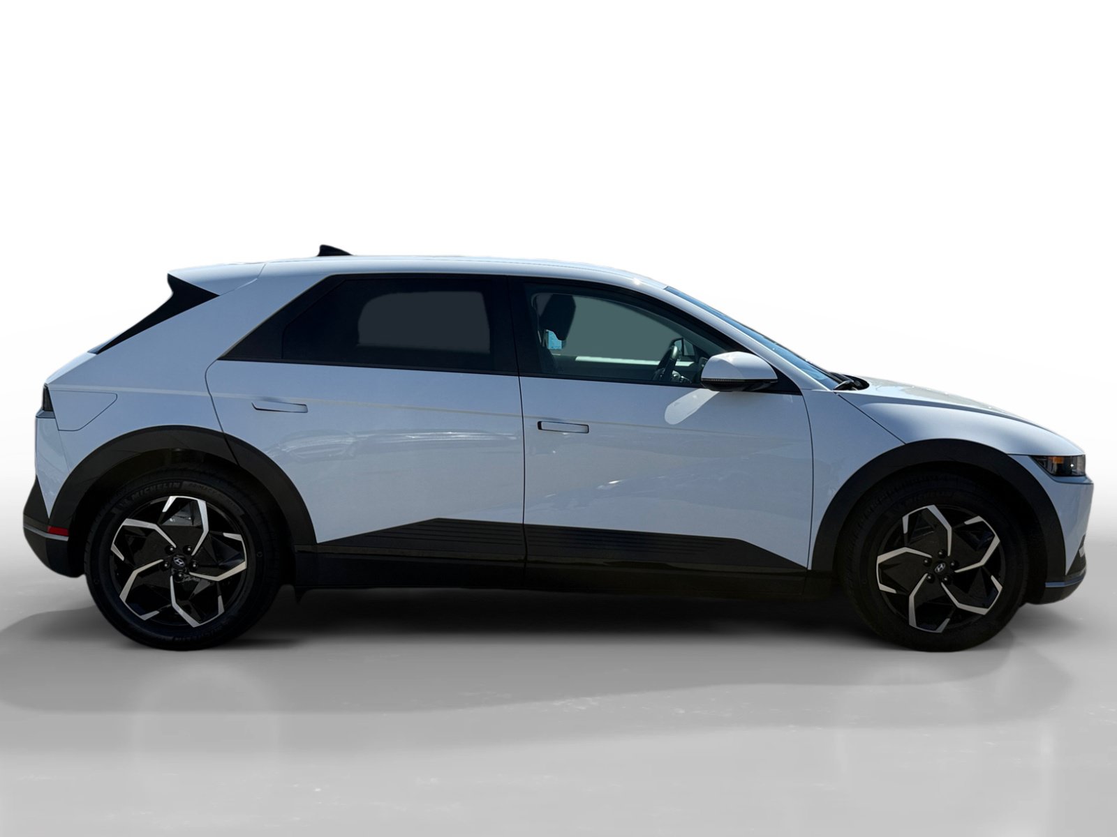 Certified 2024 Hyundai Ioniq 5 SEL RWD image 6