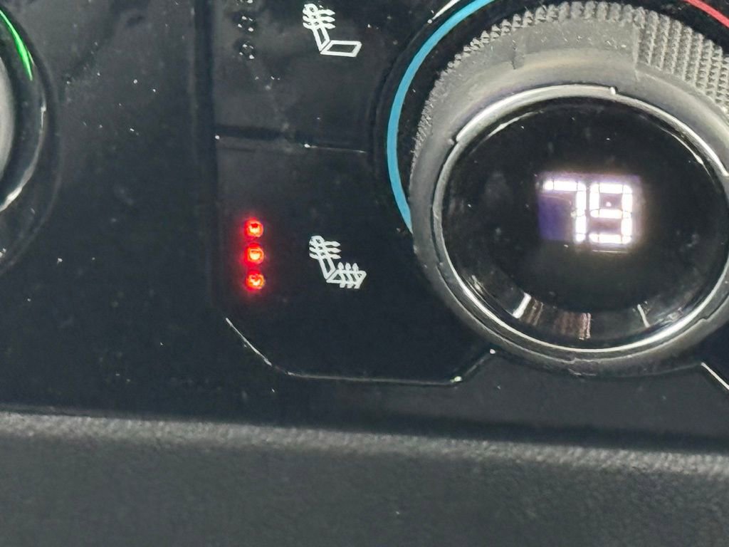 Used 2023 Chevrolet Silverado 1500 LT w/ Z71 Off-Road Package image 32