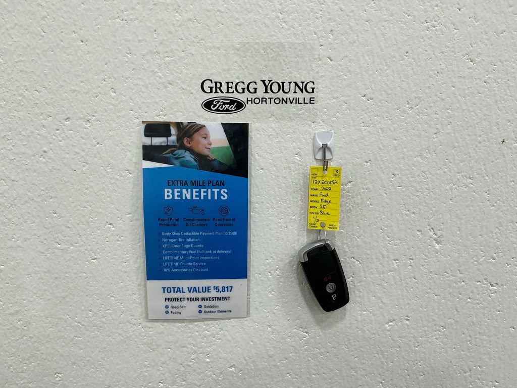 Used 2022 Ford Edge SE w/ Black Appearance Package image 29