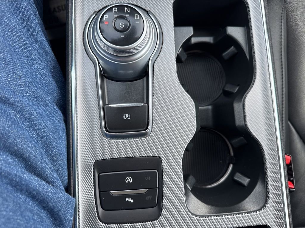 Used 2021 Ford Edge Titanium image 35