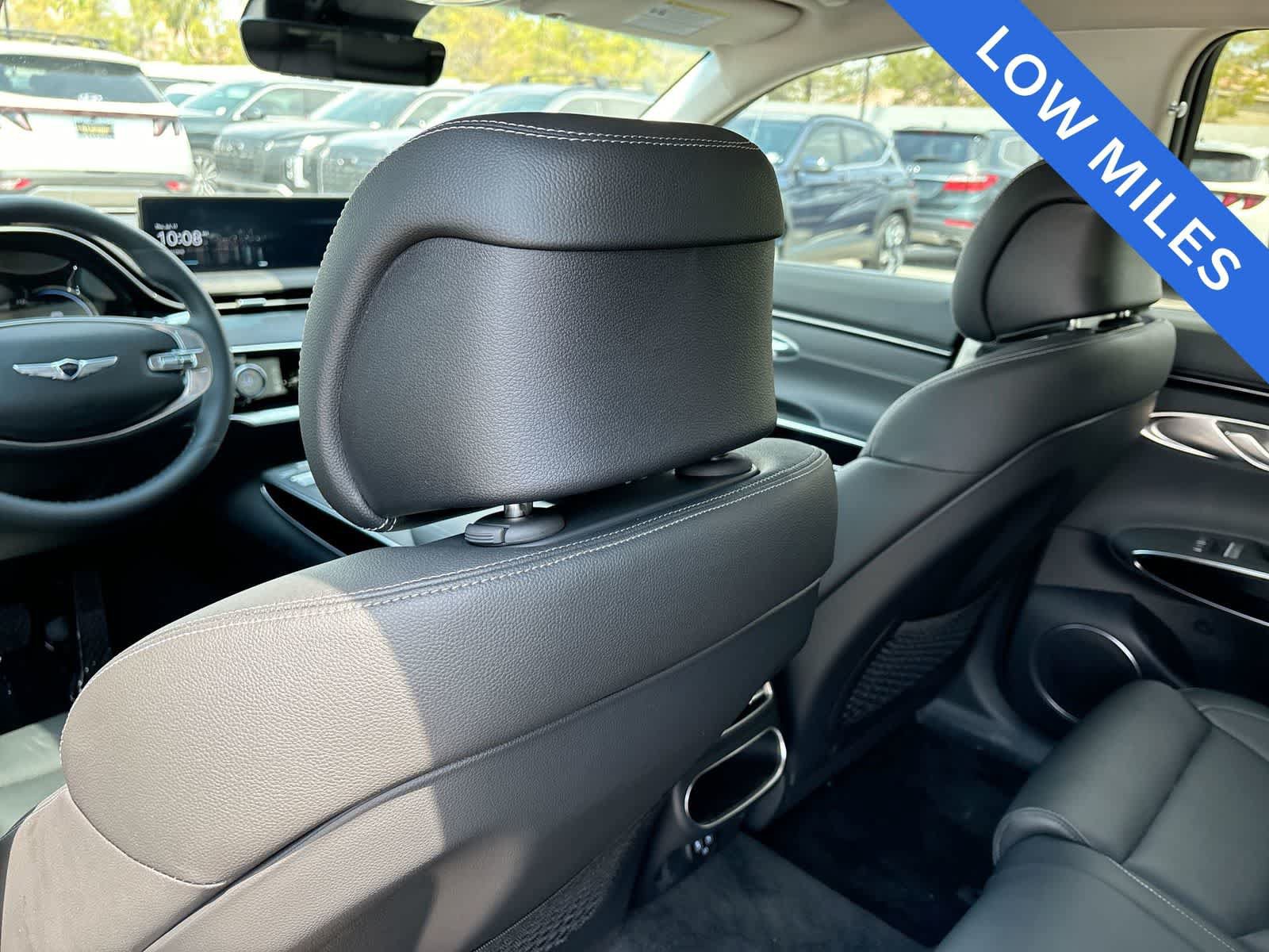 Certified 2024 Genesis GV70 2.5T AWD/4WD image 20